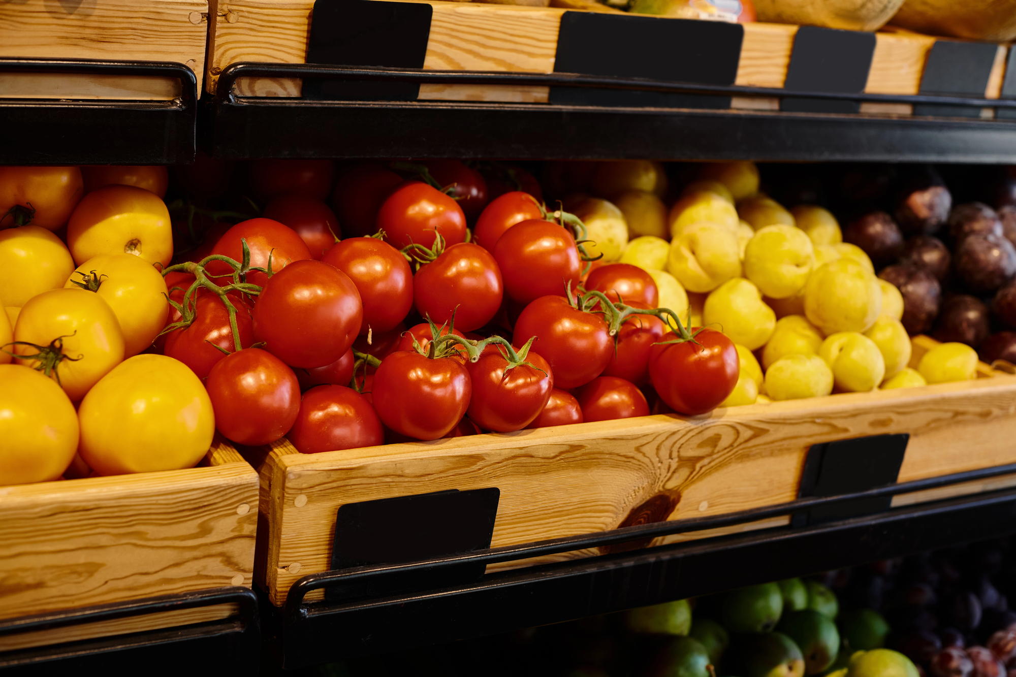 How Prominently Should Grocers Promote Their Food Safety Standards as Shoppers Show Anxiety?