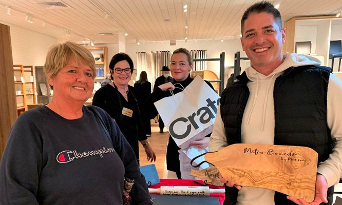 Crate & Barrel store partners on the fly with local vendor